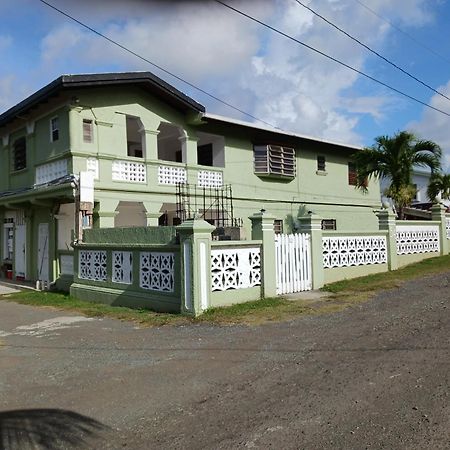 Conveniently Located, Quiet & Amp; Comfortable Christiansted Eksteriør bilde