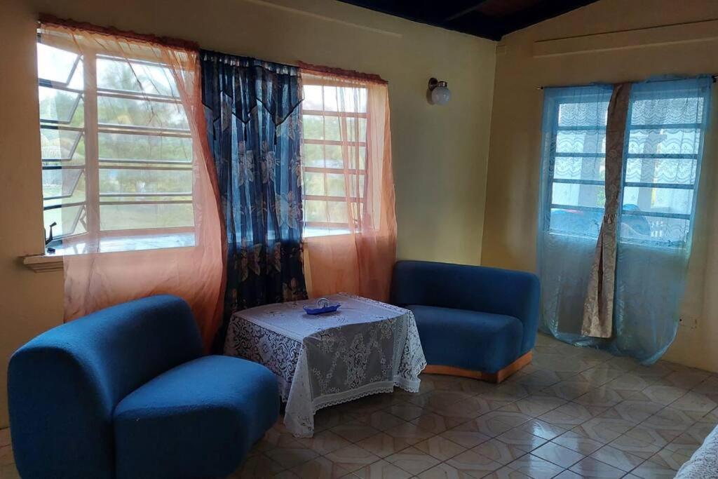 Conveniently Located, Quiet & Amp; Comfortable Christiansted Eksteriør bilde